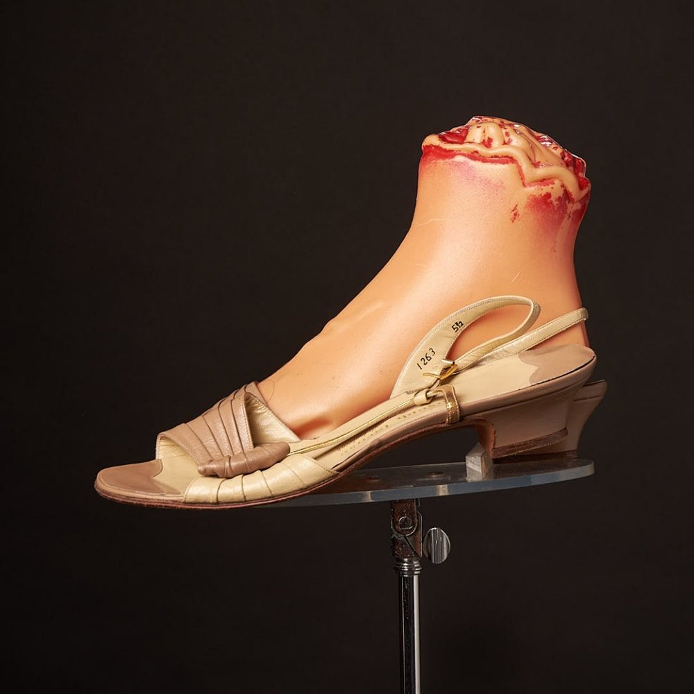 1980s Leather Low Heels Slingbacks